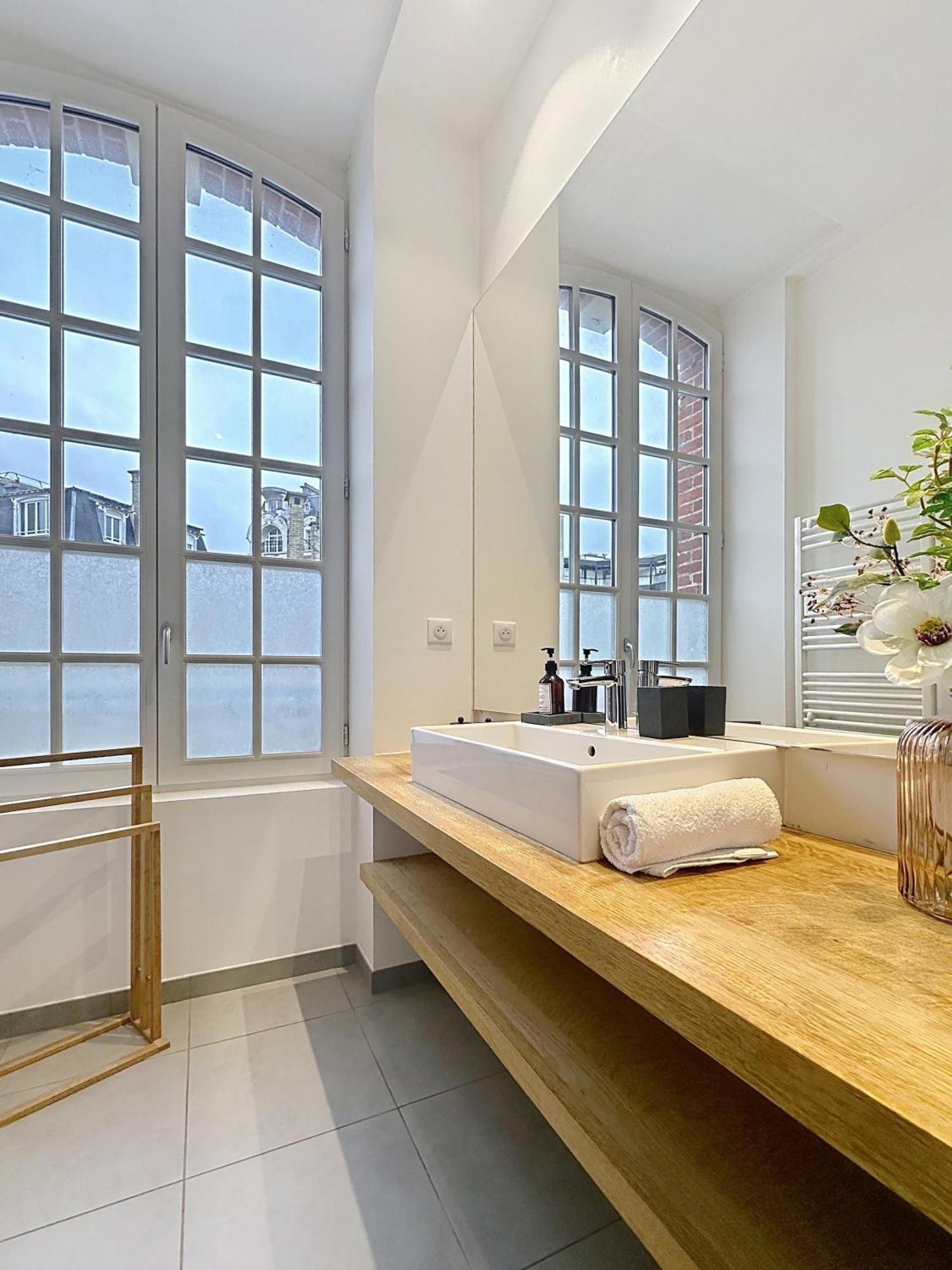 So Guest- Luxueux Appartement, Ancienne Maison De Champagne Proche Cathedrale 랭스 외부 사진